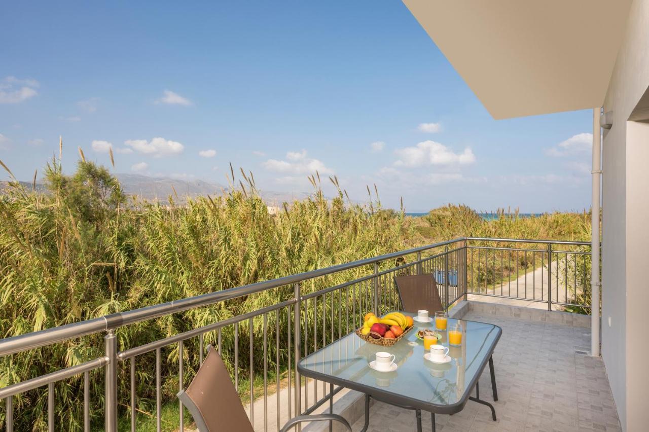 Sea Breeze Apartments Колімварі Екстер'єр фото