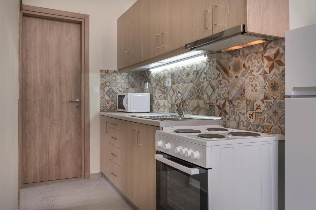 Sea Breeze Apartments Колімварі Екстер'єр фото